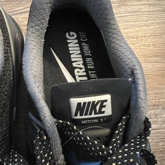 Women’s Nike Metcon 3 Training Shoes - Picture 7 of 10